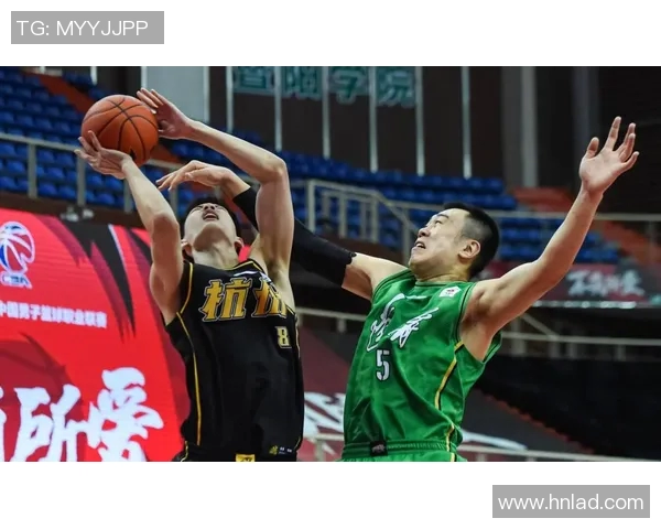 CBA精彩对决北京队与深圳队全场比赛回放精彩瞬间回顾